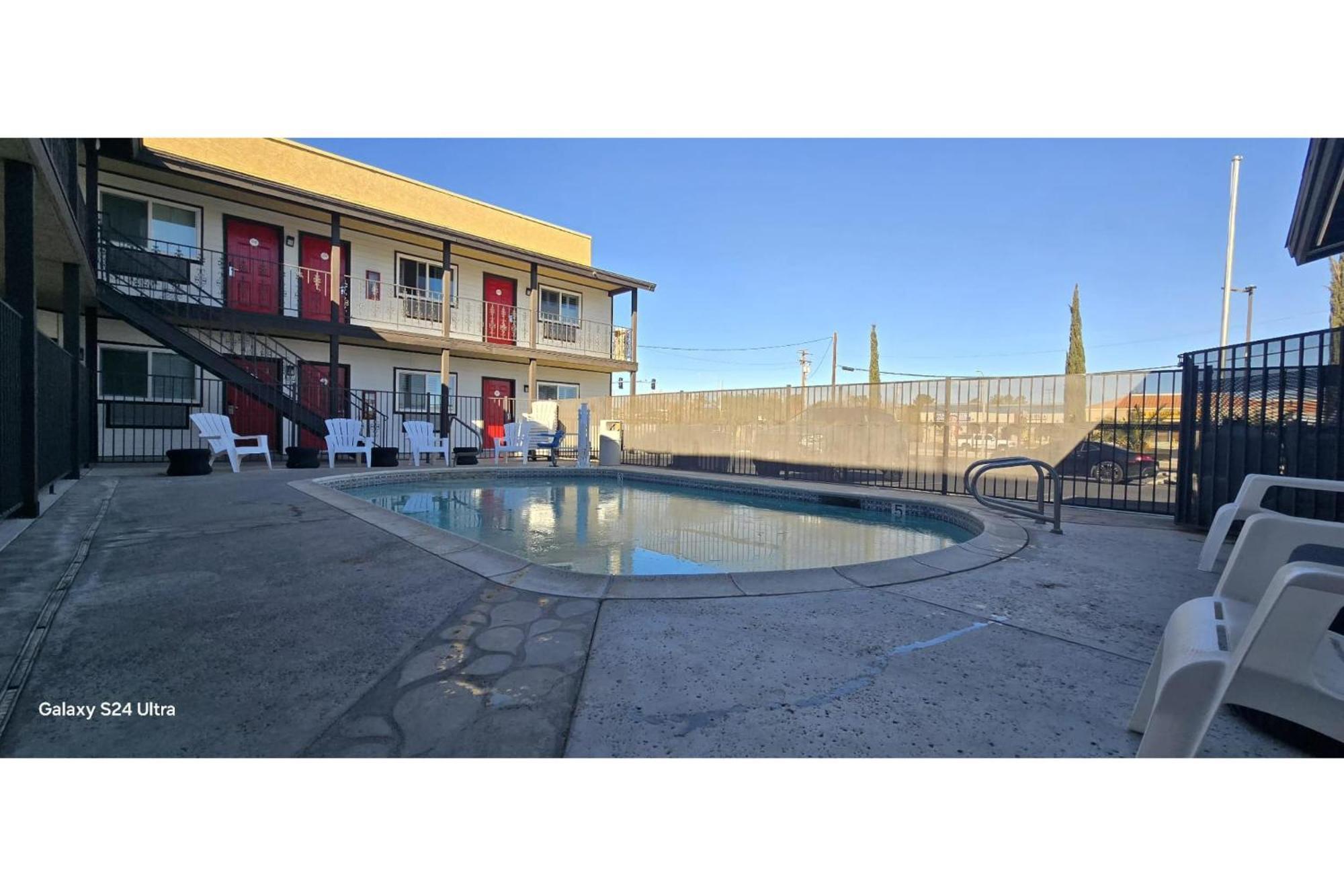 Hotel Avenida Victorville I 15 Exterior photo